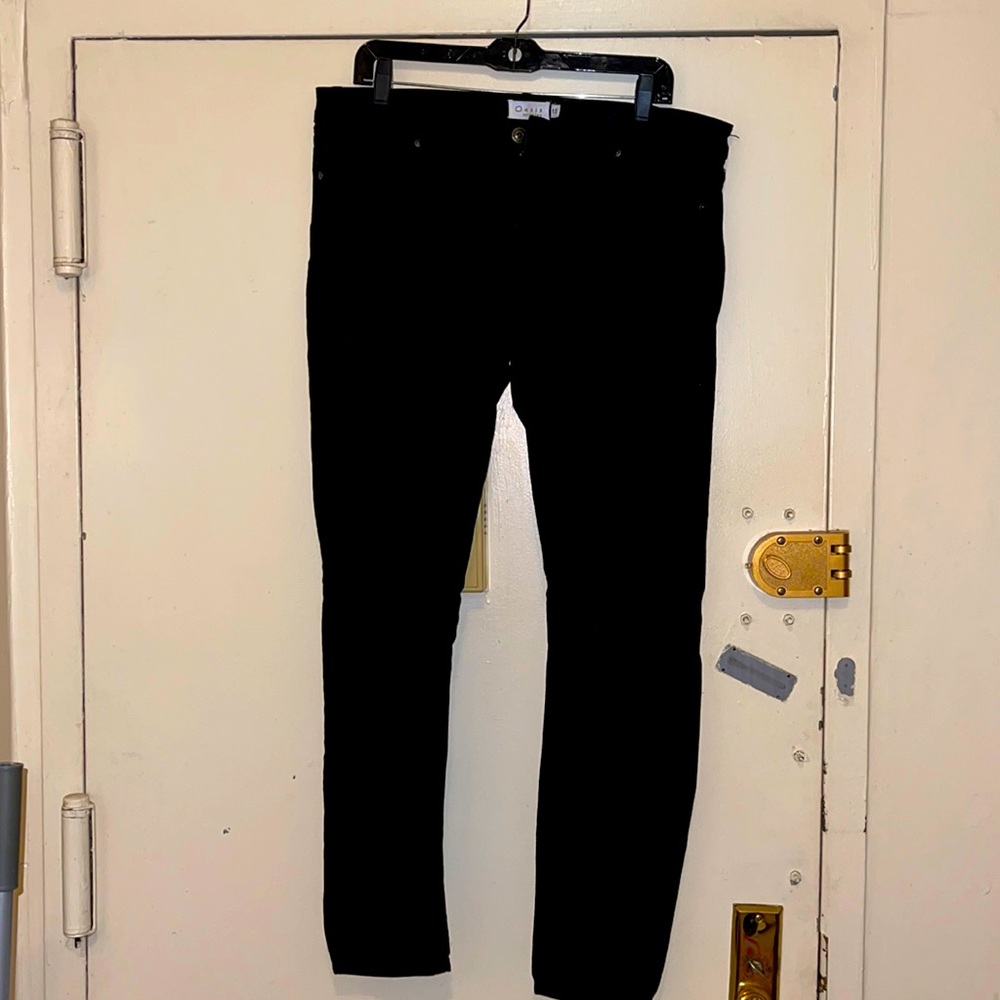 Black ripped jeans ( Stretchy) size 15